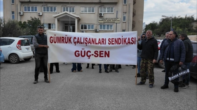 Güç-Sen’den Mağusa Limanı’nda siyah çelenk ve açıklama