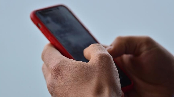 Güney Kıbrıs'ta olağanüstü hal durumunda cep telefonlarına SMS gönderme sistemi devreye alınıyor