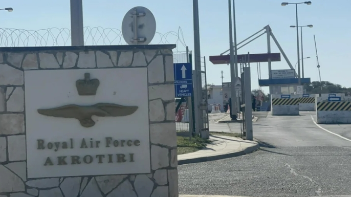 İngiltere Savunma Bakanlığı, Kıbrıs’taki üssü vuran dronun İran’dan kalkmadığını açıkladı