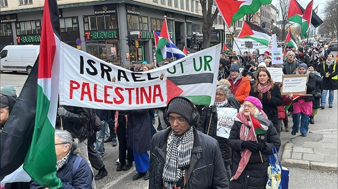 İsveç'te, İsrail'in Gazze ve Lübnan'a yönelik saldırıları protesto edildi