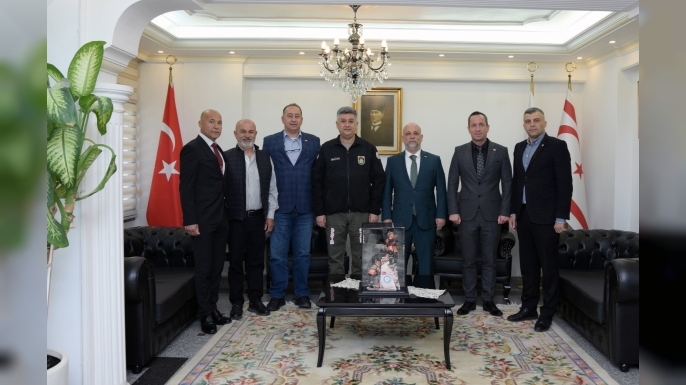 Kıbrıs Türk İş İnsanları Derneği, Sivil Savunma Teşkilatı Başkanı Hakan Balaban’ı ziyaret etti