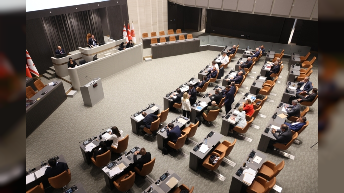 Meclis’te tasarruf tedbirleri tartışması… İncirli eleştirdi, Üstel hükümetin önlemlerini anlattı