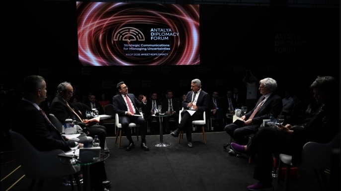 Antalya Diplomasi Forumu kapsamında "Belirsizliklerin Yönetilmesinde Stratejik İletişim" paneli düzenlendi
