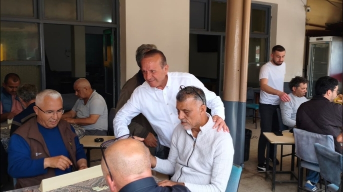 Ataoğlu Maraş’ta halkla buluştu: Esnaftan yoğun ilgi