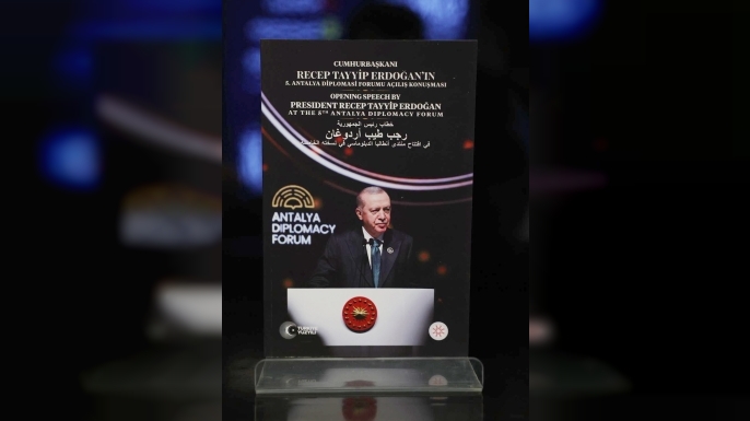 Erdoğan'ın Antalya Diplomasi Forumu'ndaki konuşması 3 dilde kitaplaştırıldı