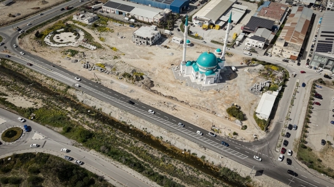 Gazimağusa Belediyesi, Büyük Sanayi Bölgesi girişindeki trafik düzenlemesini tamamladı