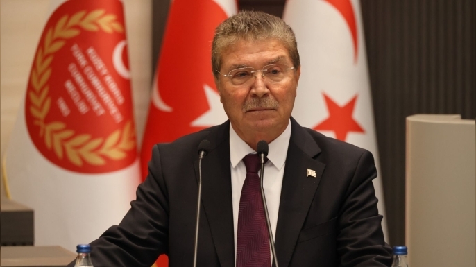Üstel: "Adil, dengeli ve sürdürülebilir bir çalışma hayatını inşa etmekte kararlıyız"