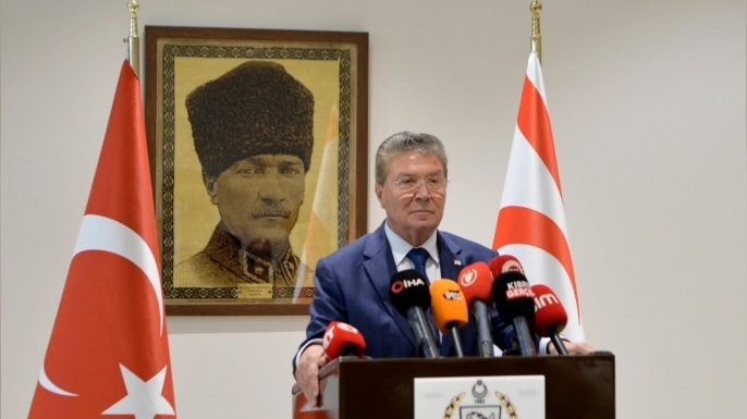 Başbakan Ünal Üstel’den “giriş yasağı” açıklaması: “Süreç siyasi malzeme yapılmamalı”