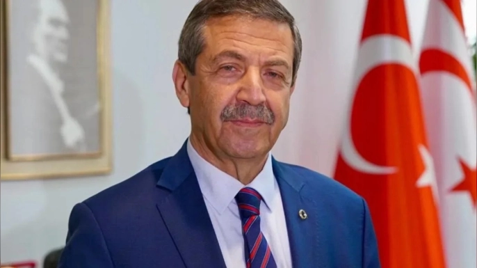 Dışişleri Bakanı Ertuğruloğlu:” Annelerimizin azim ve fedakarlığı çok önemli gücümüz”