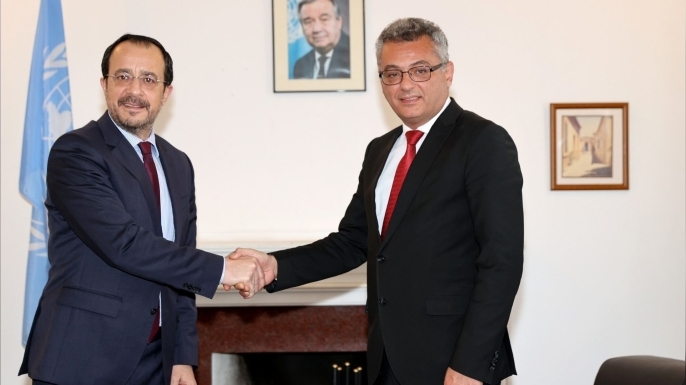 Erhürman ile Hristodulidis görüşmesi başladı