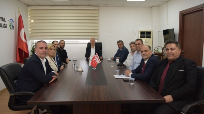Hasipoğlu, turizm örgütü temsilcileriyle görüştü