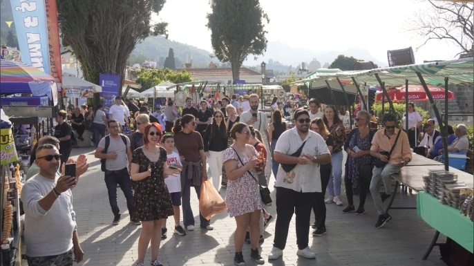 Kıbrıs İpek Koza Festivali’nde ilk gün tamamlandı