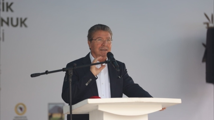 Üstel Büyükkonuk'ta vurguladı: “Kültürüne sahip çıkan halklar ayakta kalır”