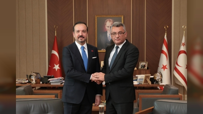 Cumhurbaşkanı Tufan Erhürman, AK Parti Genel Başkan Yardımcısı Prof. Dr. Kürşad Zorlu’yu kabul etti