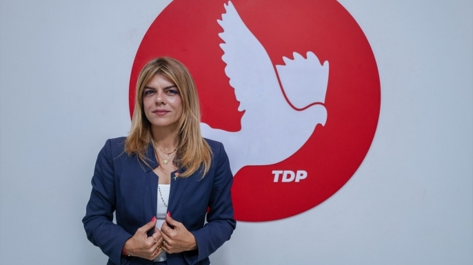 Ayşe Öztabay: Asgari ücret insanca yaşamı karşılamıyor
