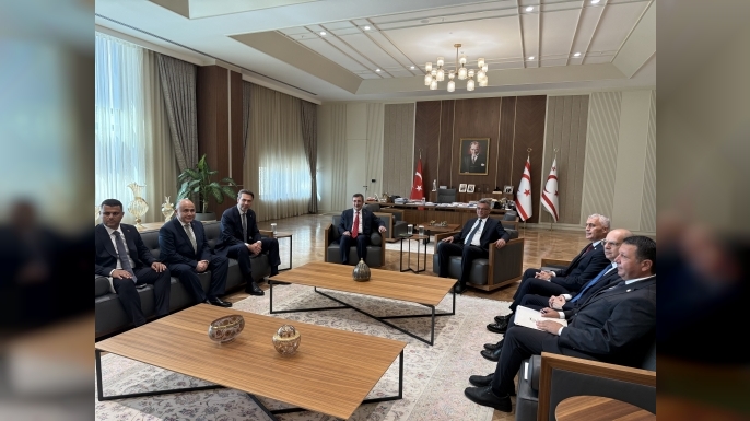 Cumhurbaşkanı Erhürman, Cevdet Yılmaz’ı kabul etti