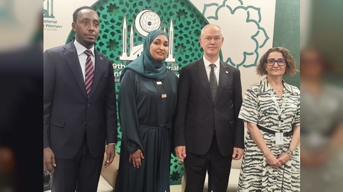 Hasipoğlu, Somali Aile ve İnsan Hakları Bakanı Makhzoumi ile görüştü