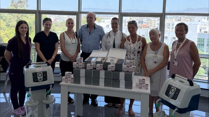 Heartbeat Kuzey Kıbrıs Kanser Yardım Derneği, yetişkin onkoloji servisine tıbbi cihaz bağışladı