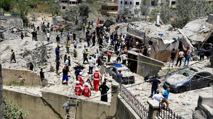 İsrail'in 2 Mart'tan bu yana Lübnan'a düzenlediği saldırılarda ölenlerin sayısı 4 bin 300'ü geçti