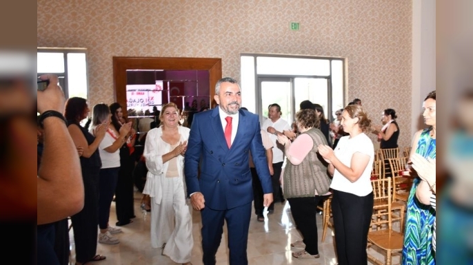 KAMU-İŞ tarihinde bir ilk: Başkan Ahmet Serdaroğlu yüzde 97 oyla güven tazeledi