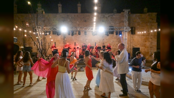 Lefkoşa Belediye Orkestrası sezonu Latin Konseri ile tamamladı