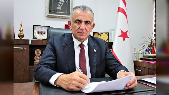 Milli Eğitim Bakanı Çavuşoğlu, Cumhurbaşkanı Erhürman’a geçmiş olsun dileklerini iletti
