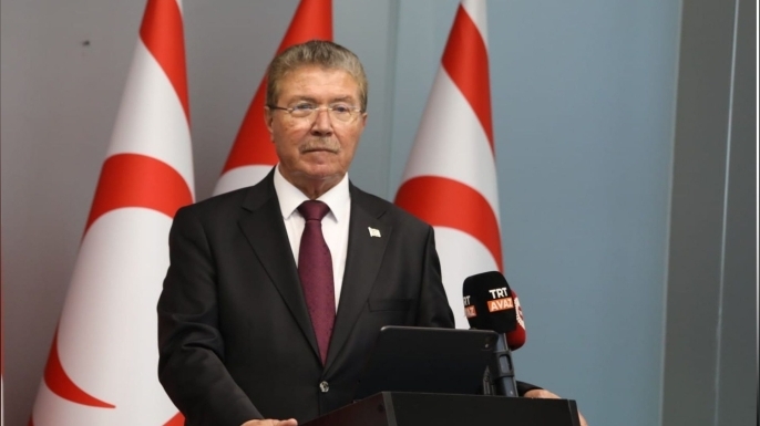Üstel: “Avrupa Parlamentosu'nun kararı tarihi gerçekleri çarpıtıyor”