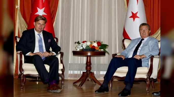 Başbakan Üstel, Alman Milletvekili Krah’ı kabul etti