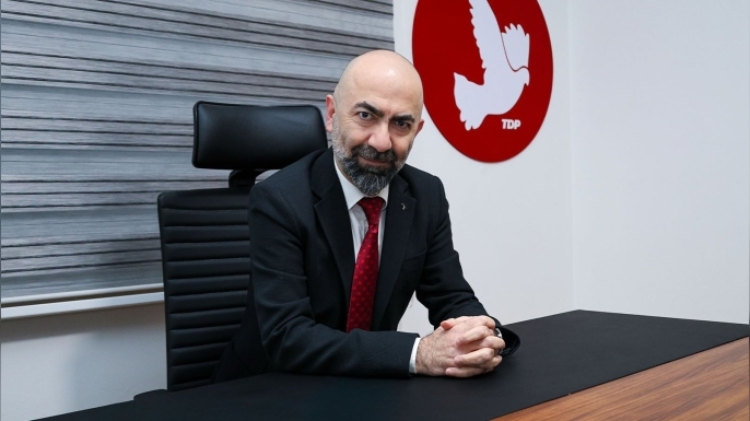 Kemal Baykallı: Diplomatik alanı Kıbrıs Rum tarafına teslim edenler bu toplumdan özür dilemeli