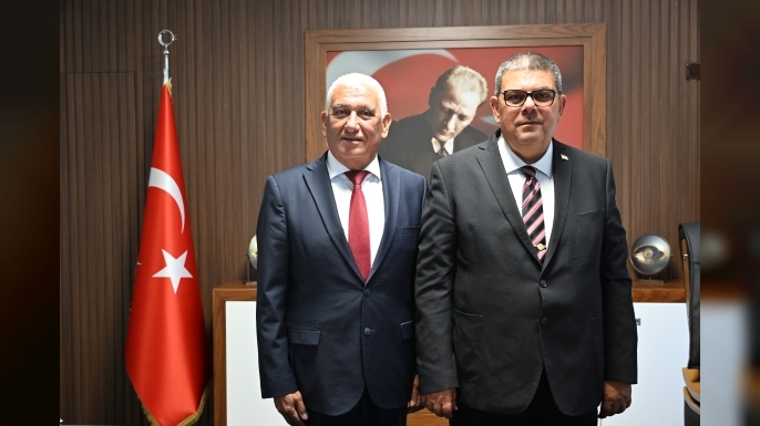 Maliye Bakanı Berova'dan Güzelyurt Belediyesi'ne ziyaret