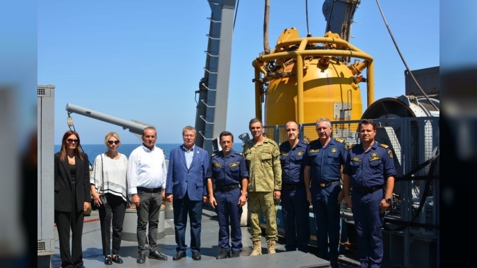 Başbakan Üstel, TCG Alemdar'da arama kurtarma çalışmalarını yerinde inceledi