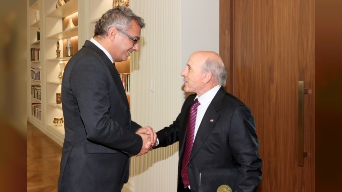 Erhürman, ABD Büyükelçisi Breslow’la görüştü