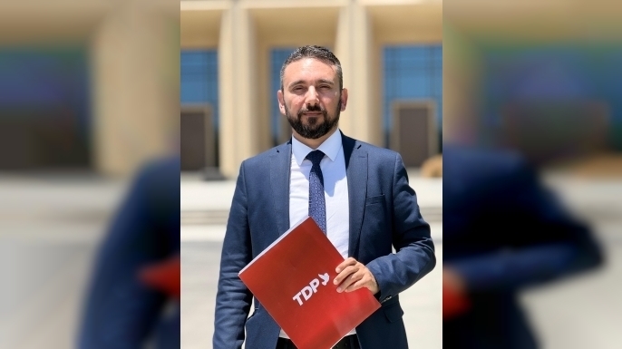 “İstifa yoksa, sorumluluk Üstel’dedir”