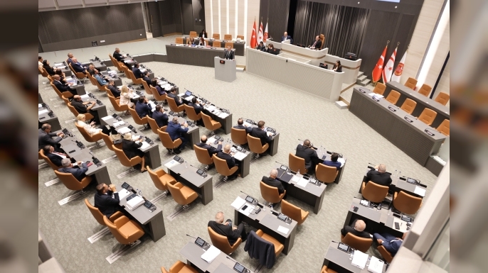 Seçim ve Halkoylaması (Değişiklik) Yasa Önerisi oyçokluğuyla kabul edildi