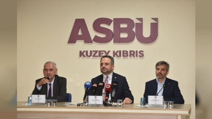 “Doğu Akdeniz ve Filistin Meselesi” paneli düzenlendi