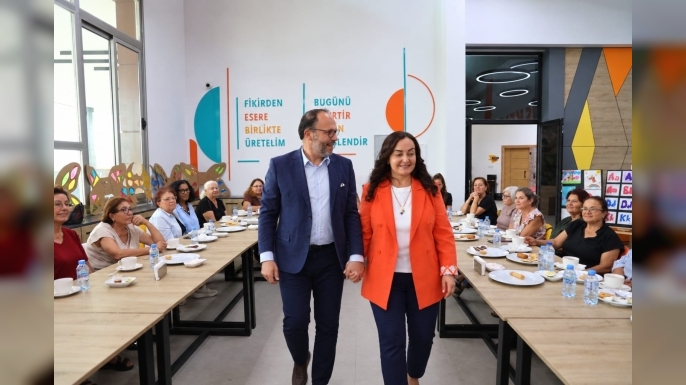 İskele Belediye Başkan adayı Sadıkoğlu kadın kursiyerlerle buluştu