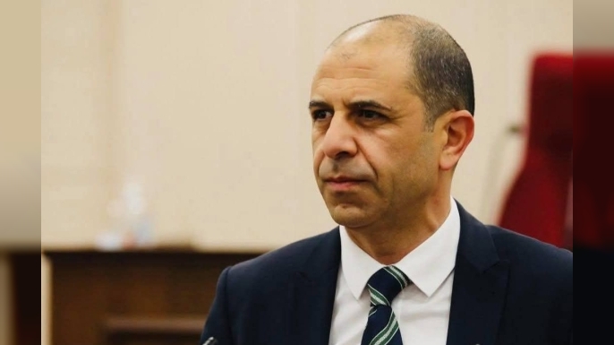Özersay: “Gazetecilere yapılan saldırıları kınıyoruz”