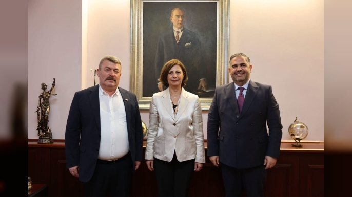 Rahvancıoğlu, Eskişehir’de belediyecilik projelerini yerinde inceledi