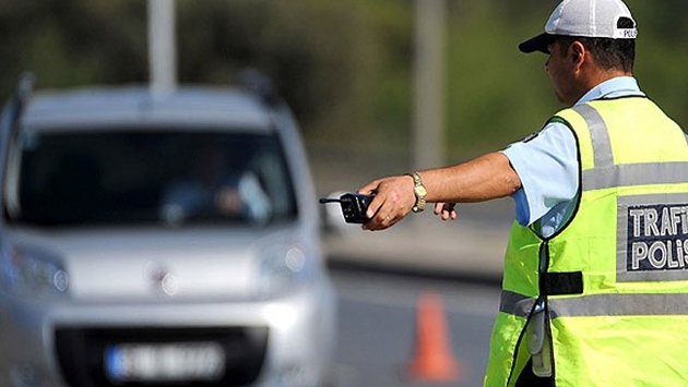 Alkollü sürücülerin neden olduğu 3 kaza meydana geldi