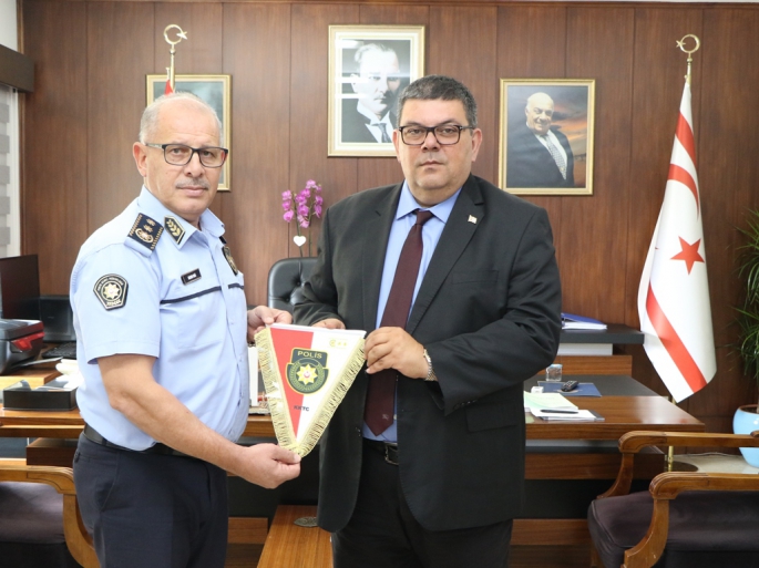 Bakan Berova Polis Genel Müdürü Kuni ile görüştü