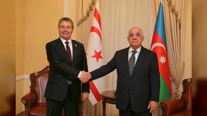 Bakü’de Tarihi Zirve: Başbakan Ünal Üstel, Azerbaycan Başbakanı Asadov Bir Araya Geldi