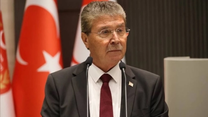 Başbakan Üstel bu kez Meclis Genel Kurulu’nda vurguladı: Seçimin tarihi 2027 Ocak