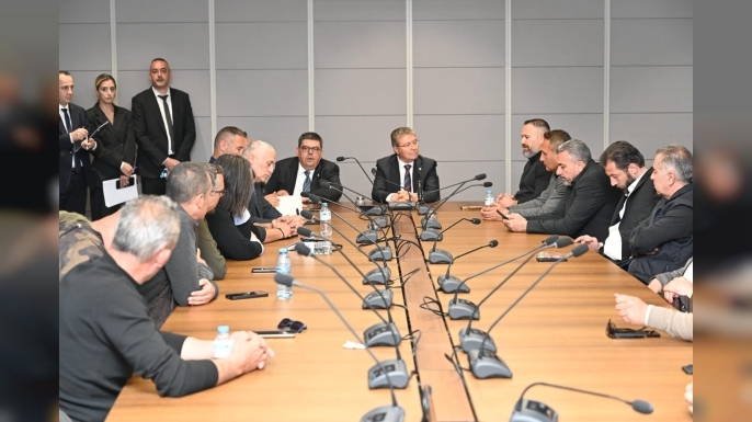 Başbakan Üstel: “Hükümetimizin murat ettiği maaşlardan tasarruf değildir”