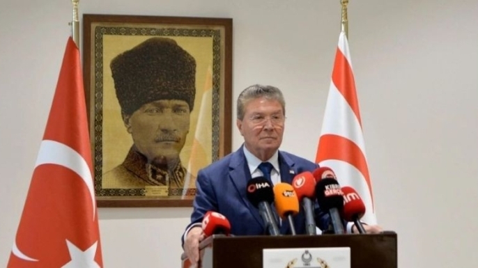 Başbakan Üstel Kıbrıslı Türk’e yapılan saldırıyı kınadı