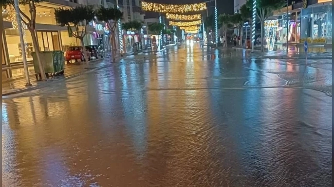 Belediye Bulvarında Damdelen Petrol- Sivil Savunma Çemberi arası trafik akışına kapatıldı
