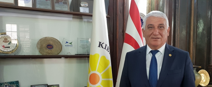 Belediyeler birliği başkanı Mahmut Özçınar yeniyıl mesajı yayımladı