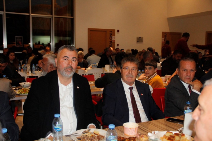 Beyarmudu Belediyesi’nden bölge halkına iftar yemeği