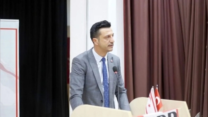 Büsküvütçü: