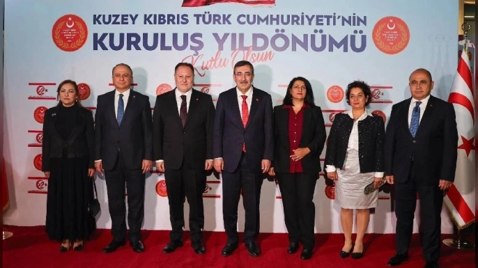 Cevdet Yılmaz: Tüm Kıbrıs Türkü kardeşlerimin Cumhuriyet Bayramı’nı en içten duygularımla tebrik ediyorum