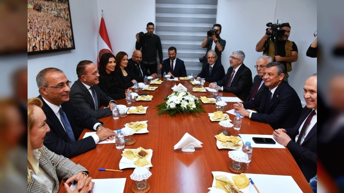 CHP Genel Başkanı Özgür Özel, CTP’yi ziyaret etti